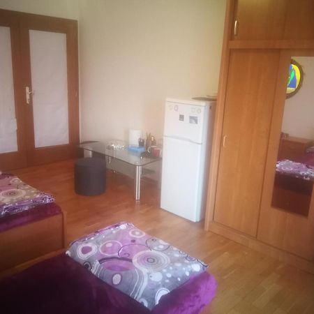 Vila Barrandovska Patro 2 Praha Exteriér fotografie